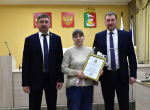 Благодарность от воинской части за участника специальной военной операции вручена супруге нашего земляка